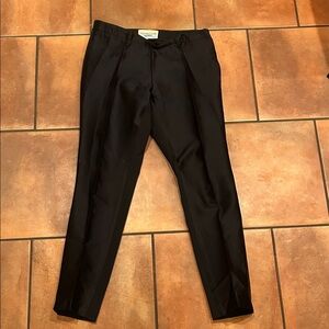 Black Dress Pants with Tapered Leg and Pleats
